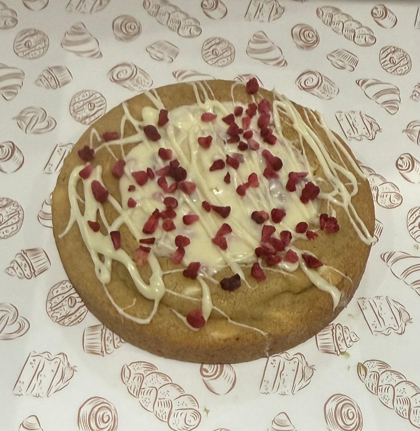 NYC Stuffed Cookie - 6x White Chocolate & Raspberry