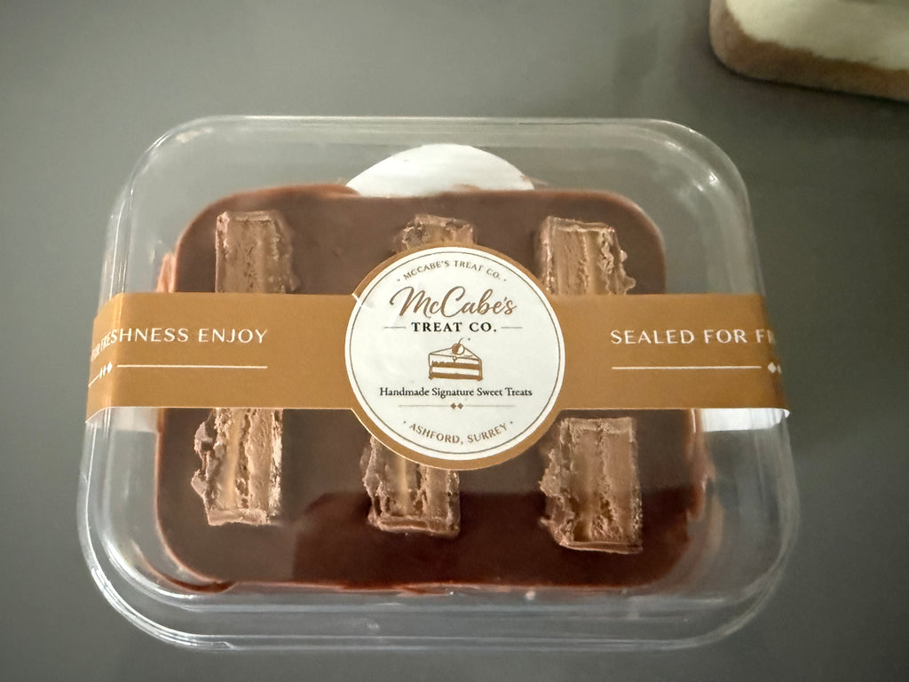 Biscuit Chocolate Bar Slice